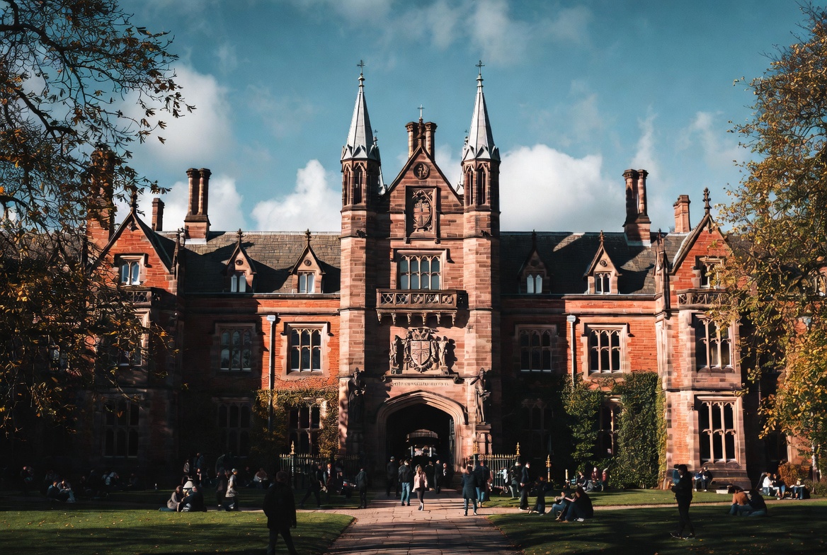 Students on the lawn at Oxfordium University